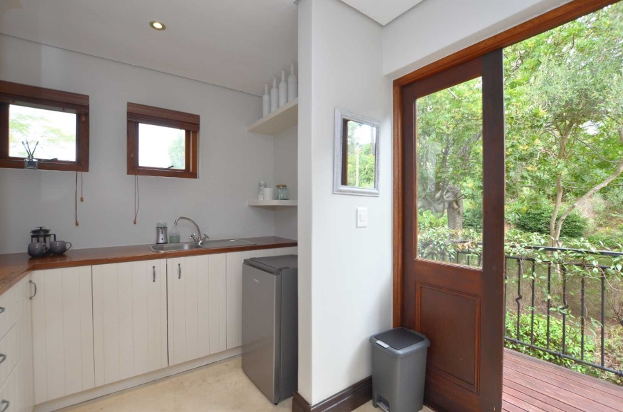 5 Bedroom Property for Sale in Kanonberg Western Cape